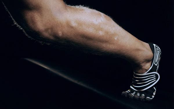 Vibram-FiveFingers-at-the-gym