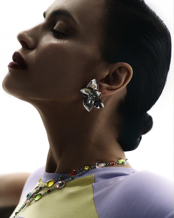 Irina-Shayk-Resort-2027